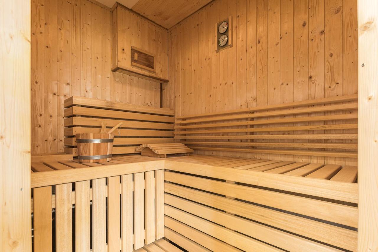 Luxus-See-Domizil Mit Sauna, Kamin Und Boot-130 Qm Fuer 6 Personen Krakow am See Exterior photo